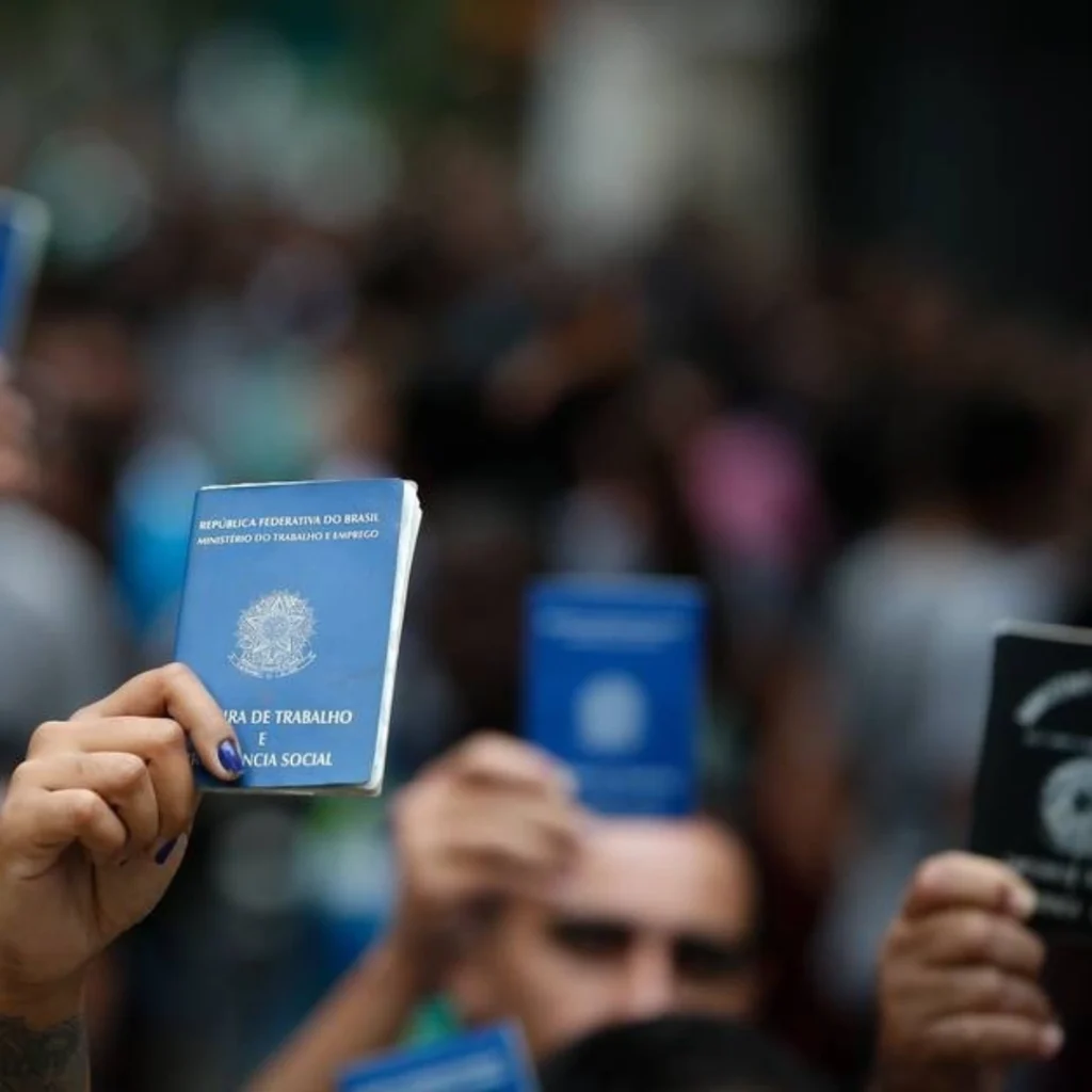 Vila Velha Lidera Geração de Empregos no Espírito Santo com Saldo Positivo