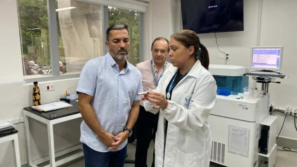 Tyago Hoffmann destaca avanços da saúde em visita ao Hifa Guarapari Tyago Hoffmann destaca avanços da saúde em visita ao Hifa Guarapari