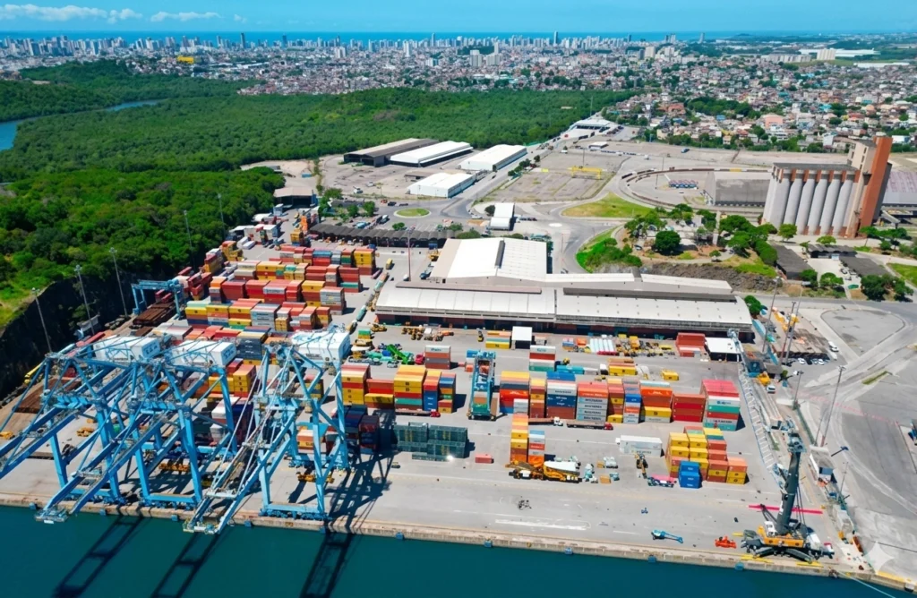 Porto de Vila Velha Cresce 65% e Se Consolida como Potência na Exportação
