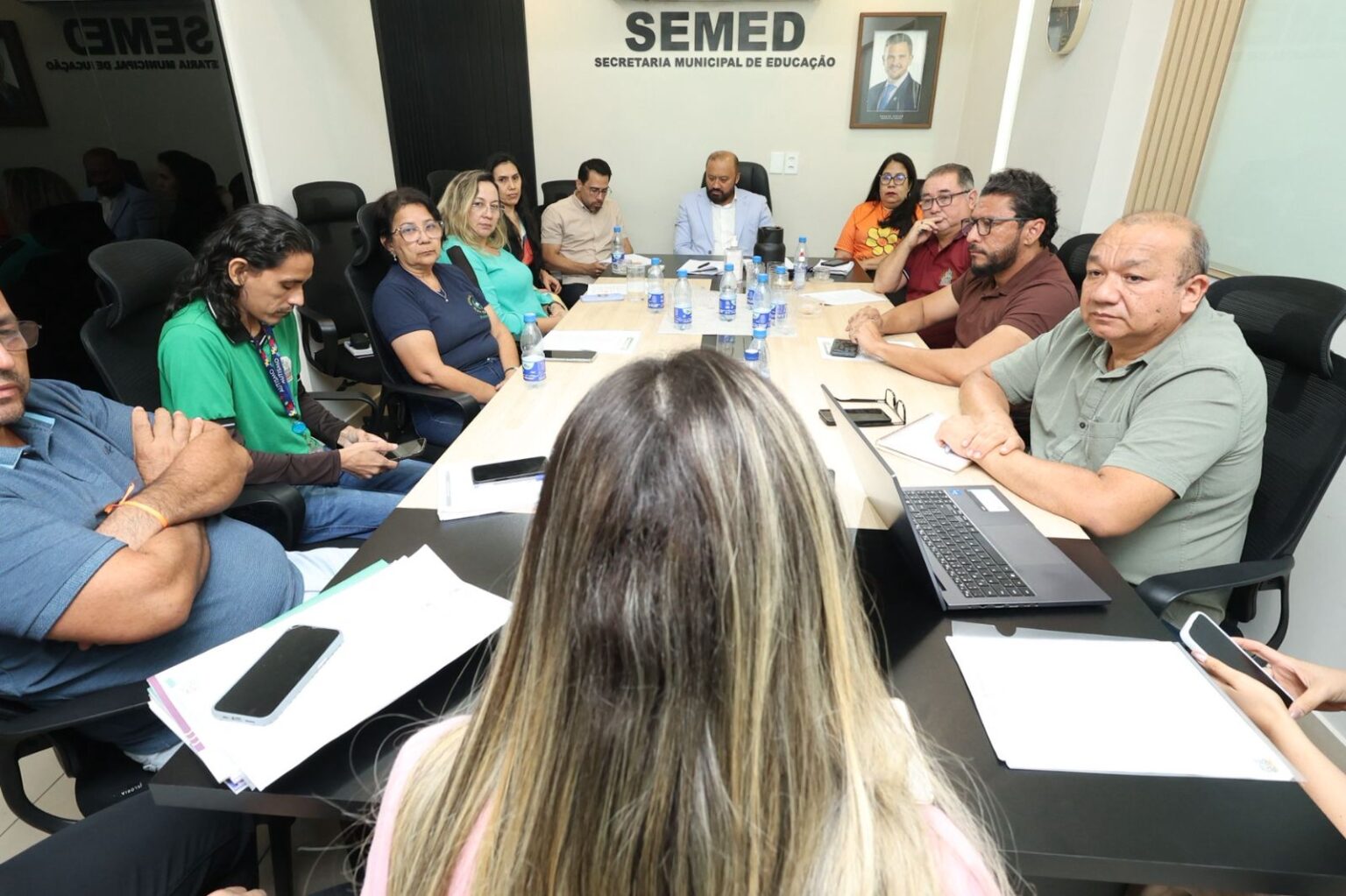 Reunião com Professores em Manaus: Avanços na Educação Municipal