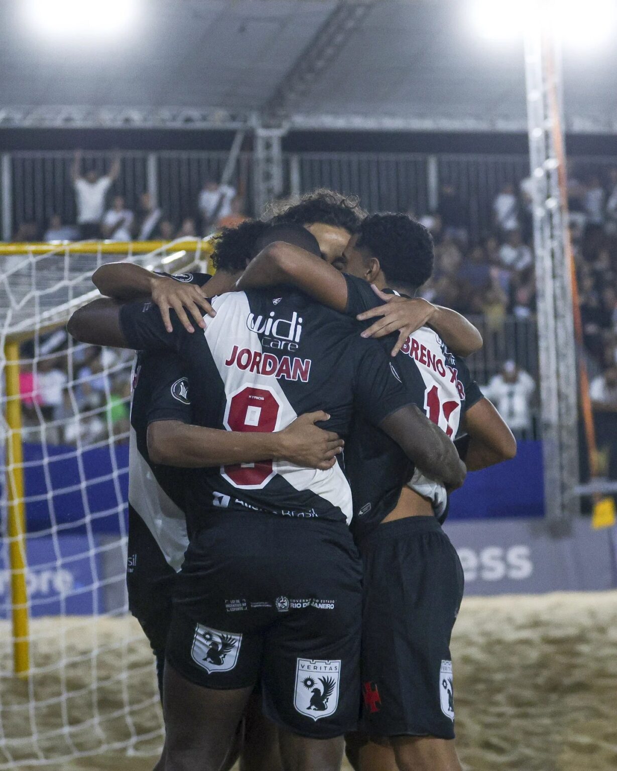 Vasco Arrasa Argentino de Rosario na Abertura da Libertadores de Futebol de Areia 2025