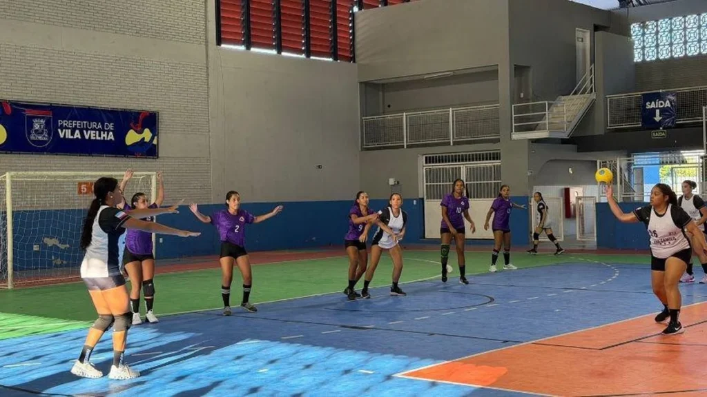 Alunos de Vila Velha disputam fase regional dos Jogos Escolares com foco no título capixaba