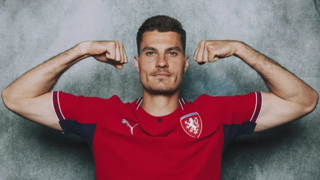 Patrik Schick no Bayer Leverkusen: Confira o clube atual do atacante tcheco em 2026