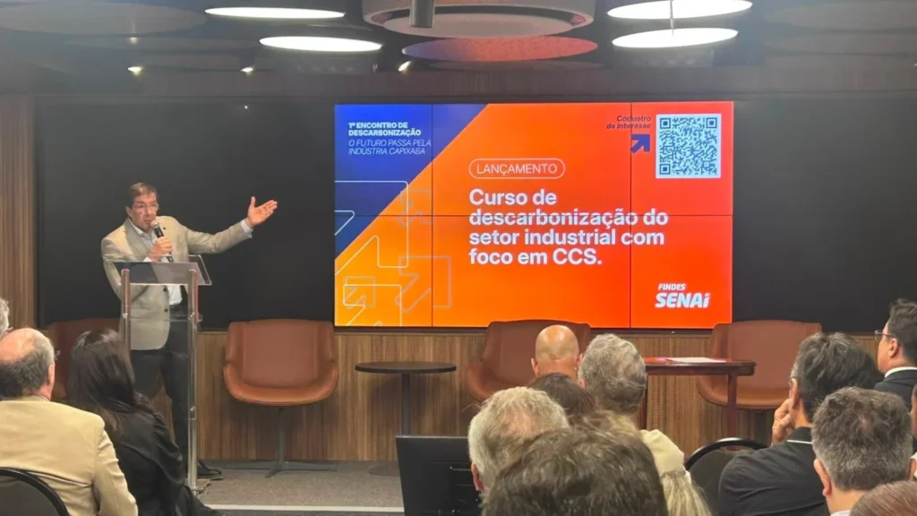 Findes lança curso inovador de descarbonização e fortalece competitividade industrial no ES