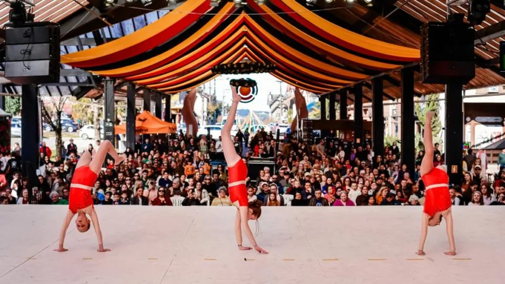 Festival Internacional de Folclore agita inverno multicultural na Serra Gaúcha
