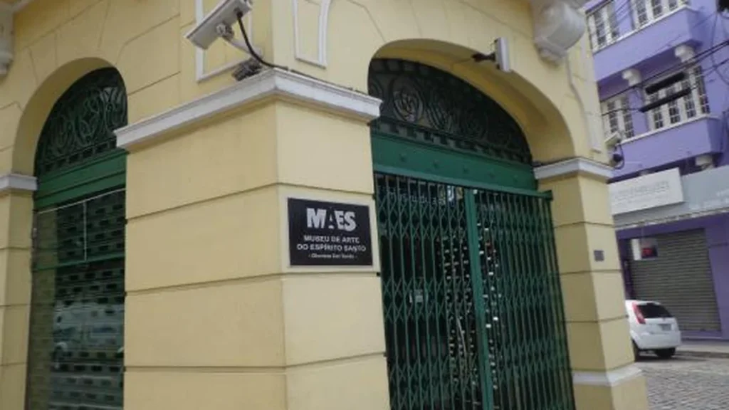 MAES: Descubra a Arte e Cultura no Edifício Histórico de Vitória