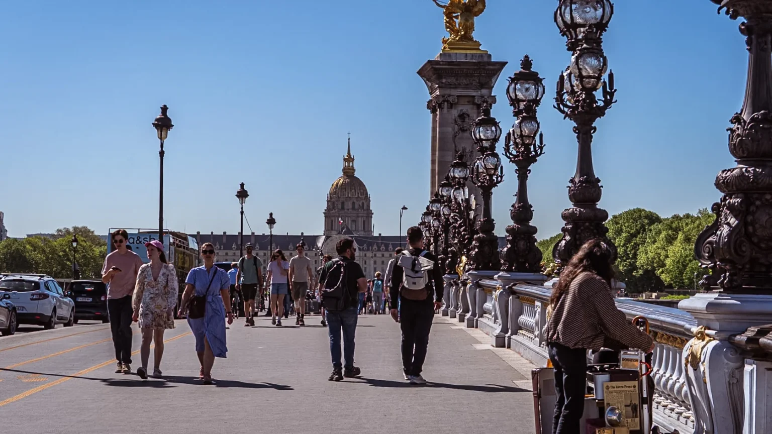 Calor Extremo na Île-de-France: Temperaturas Chegam a 39°C e Alerta Vermelho Persiste