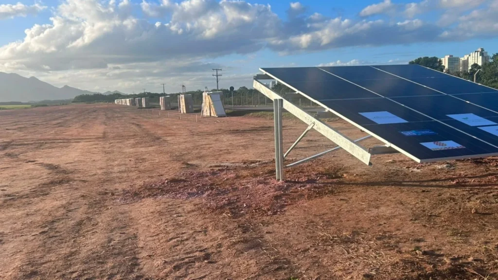 Aeroporto de Vitória investe R$ 20 milhões em usinas solares para reduzir custos de energia em 46% a