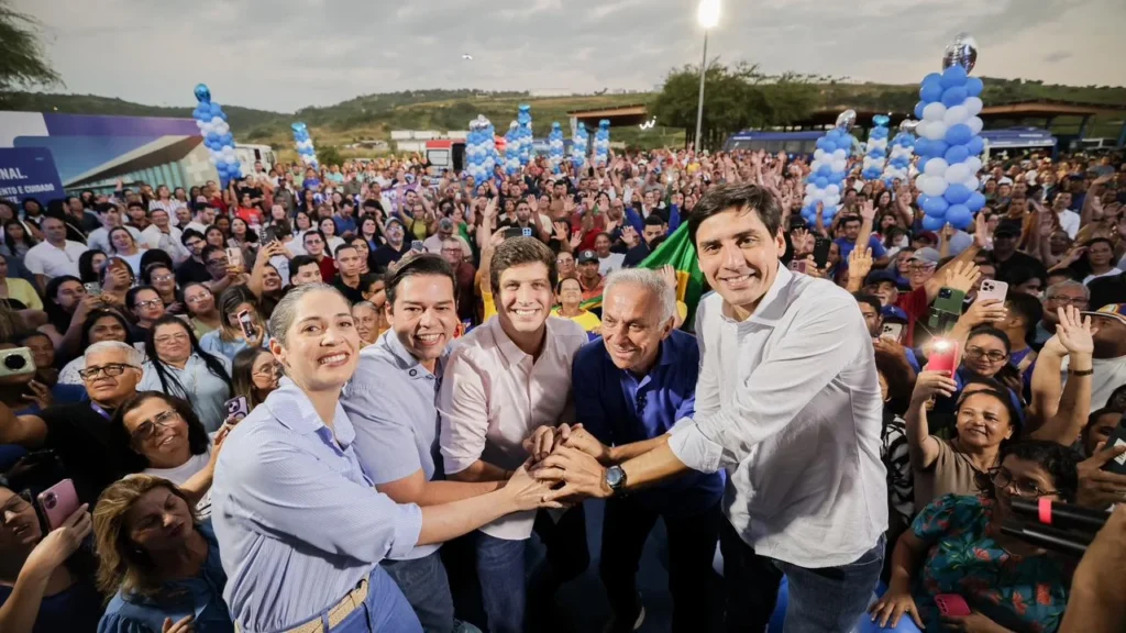 Vitória de Santo Antão anuncia R$ 50 milhões em investimentos para saúde, educação e esportes Vitória de Santo Antão anuncia R$ 50 milhões em investimentos para saúde, educação e esportes